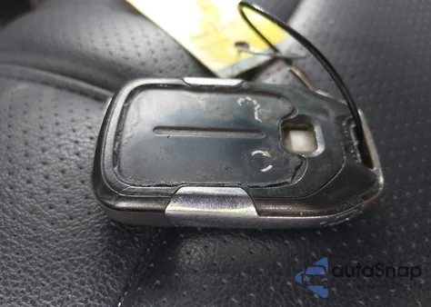 2019 Chevrolet Silverado 1500 Lt из США, поврежденный, VIN 1GCUYDED4KZ327271